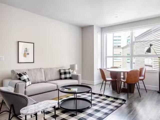 Apartment for rent in Redwood Junction, Redwood City