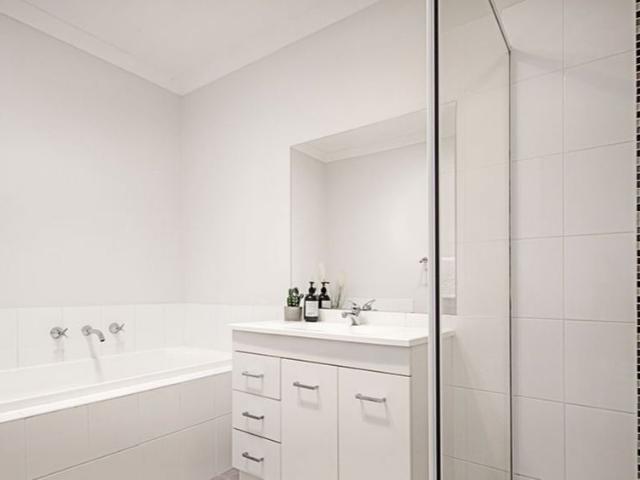 House for rent in Canberra, Gungahlin