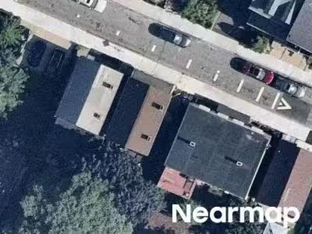 House for sale in Chelsea