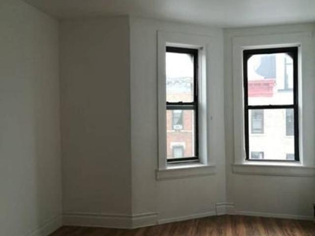Room for rent in Arverne, New York