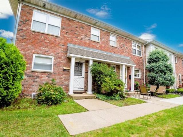 Condo for sale in Valley Stream