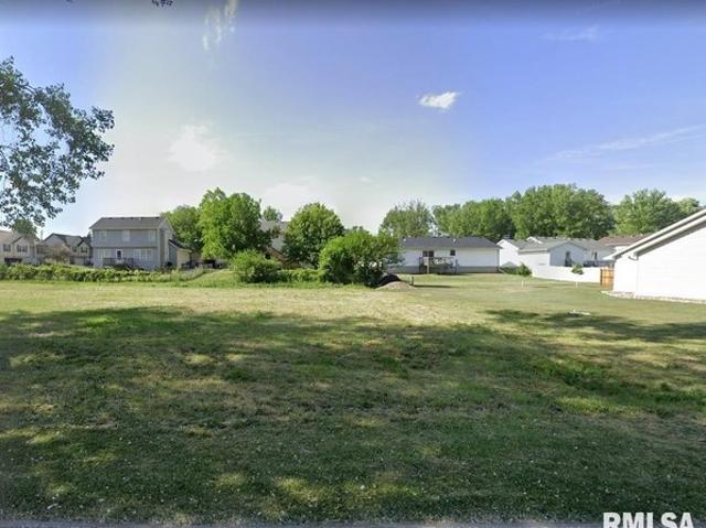Land for sale in Davenport, Iowa