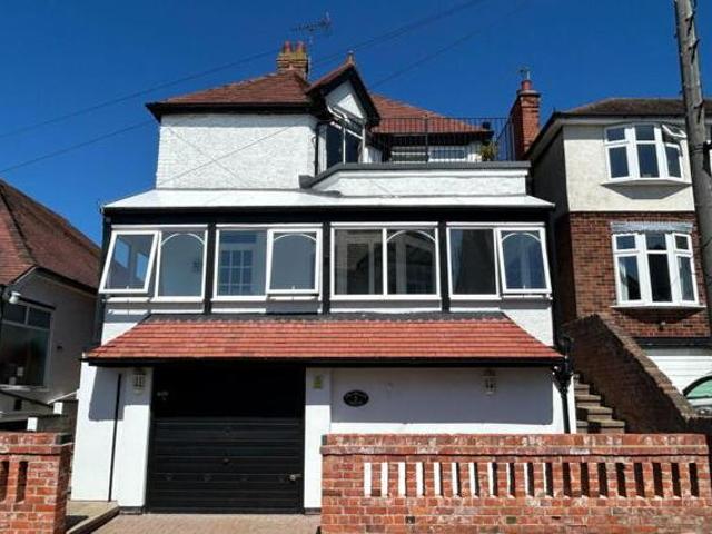 House for sale in Seacroft, Belleau