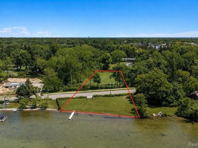 Land for sale in Bloomfield Hills, Michigan