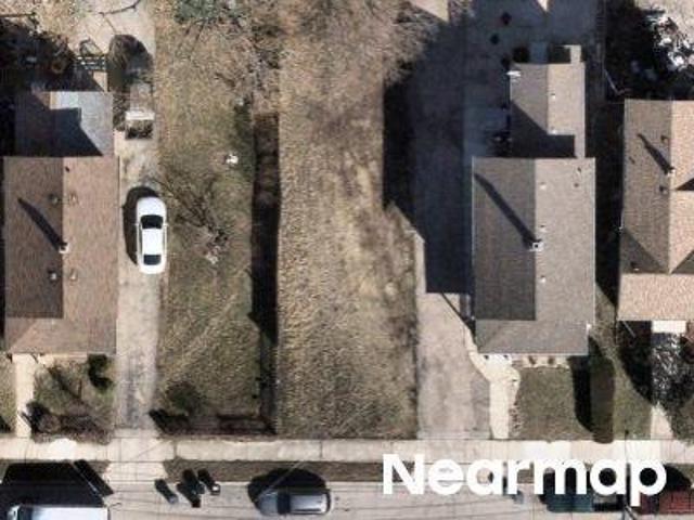 Property for sale in Elgin, Illinois