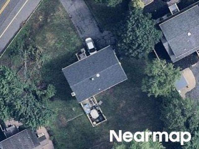 House for sale in Somerset Estates Apartments, Franklin Township