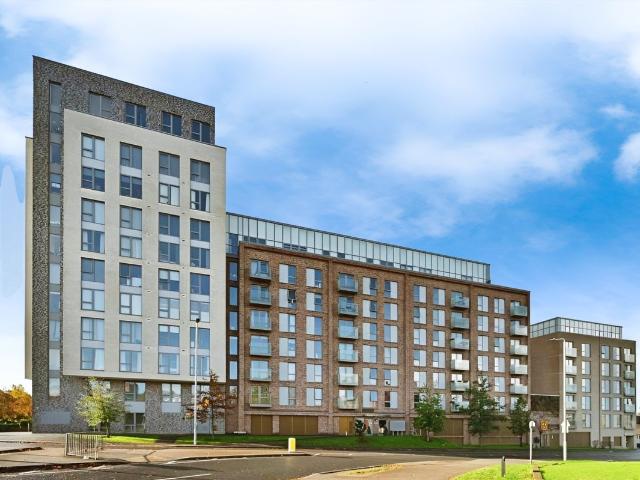 Apartment for rent in Elstree and Borehamwood, Borehamwood