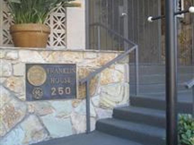 Apartment for rent in Oak Knoll, Pasadena