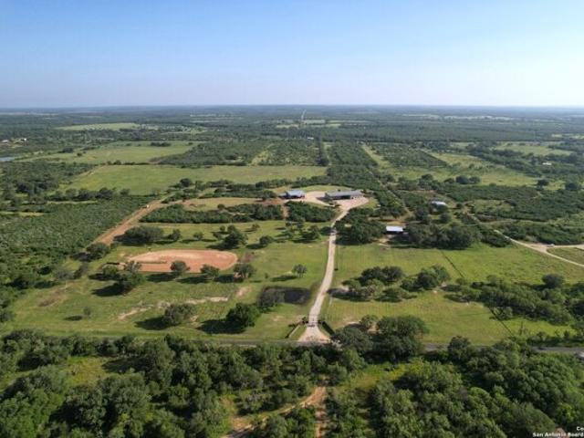 Land for sale in Yancey, Texas