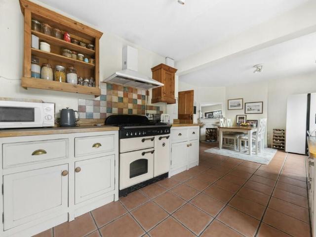 Room for rent in Well Hall, Greater London