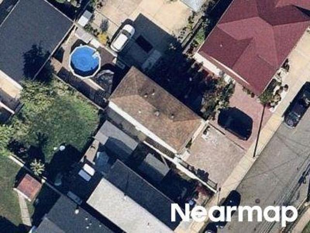 House for sale in East Rutherford