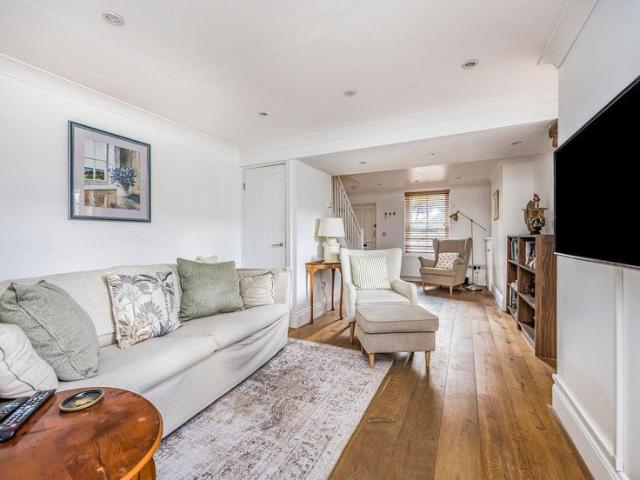 House for rent in Chichester, Littlecote