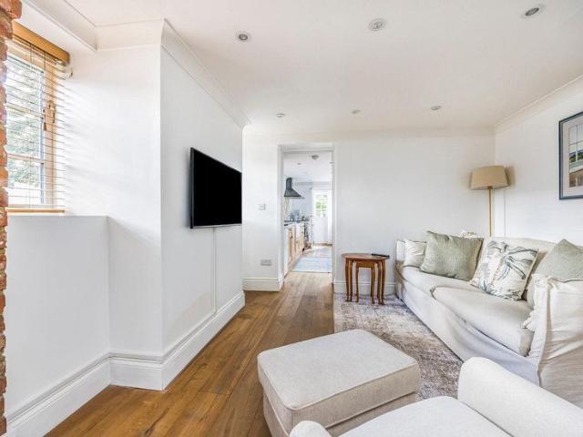 House for rent in Chichester, Littlecote