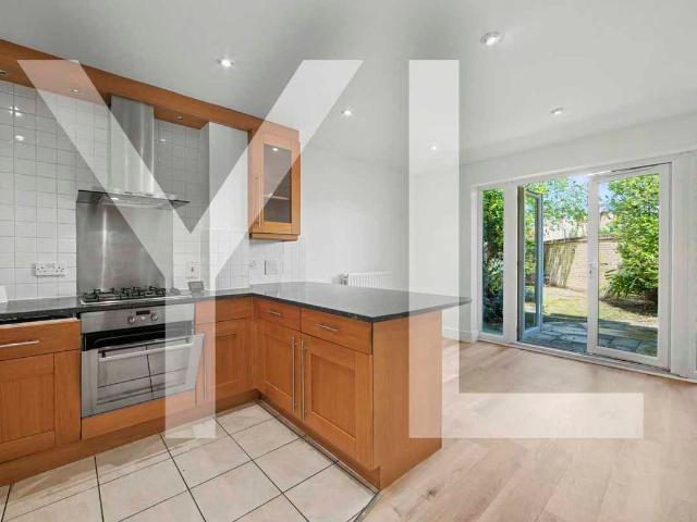 Apartment for rent in Greater London