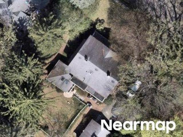 House for sale in Newton