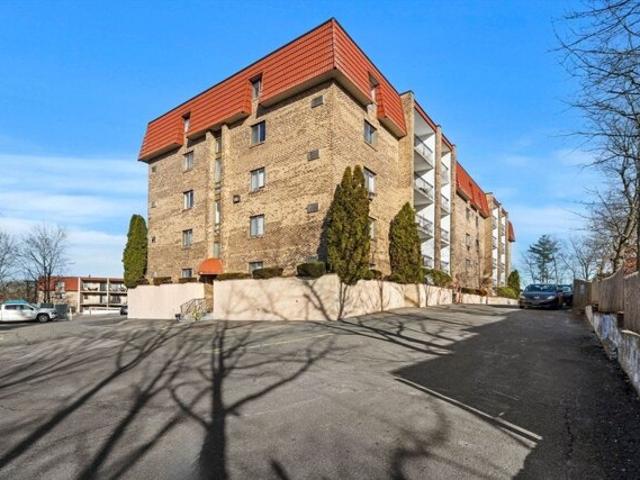 Condo for sale in Stoneham, Massachusetts