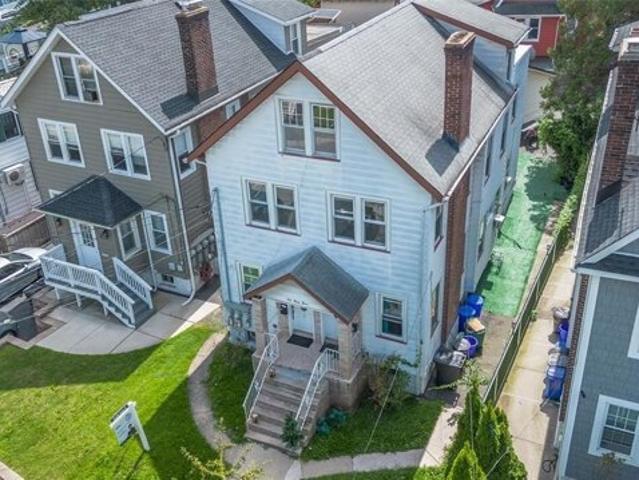 House for sale in Bloomfield, New Jersey