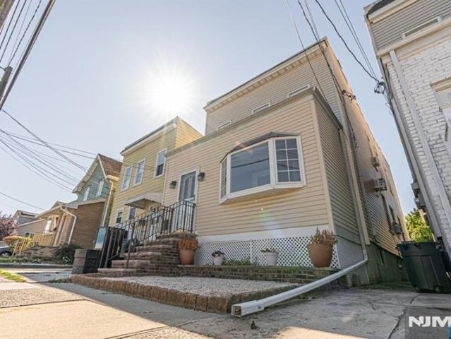 House for sale in North End, Secaucus