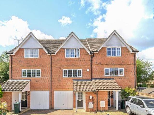 House for sale in Lyons, Greater London