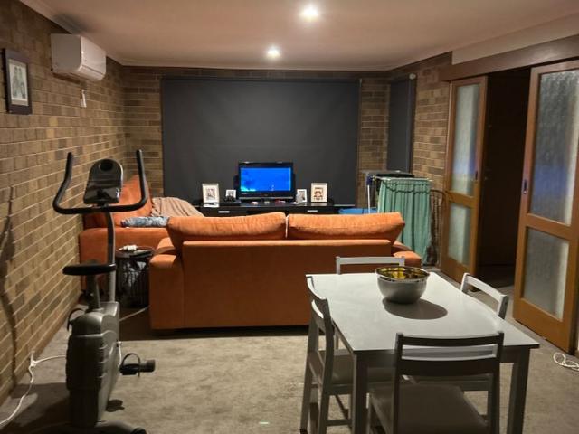 Room for rent in Camerons Creek, Victoria
