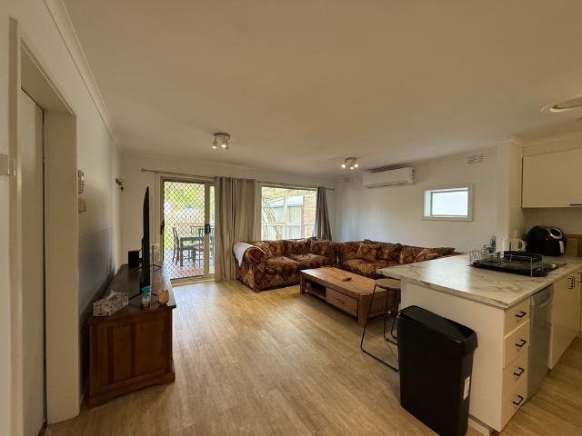 Room for rent in Camerons Creek, Victoria