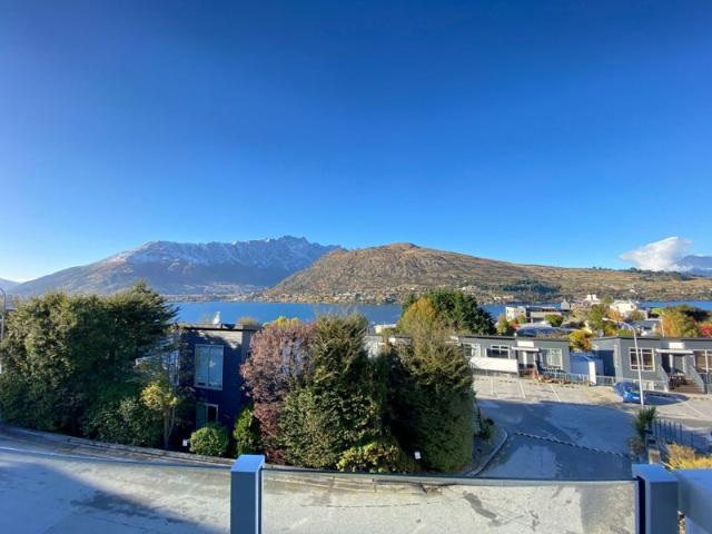 House for rent in Goldfield Heights, Queenstown