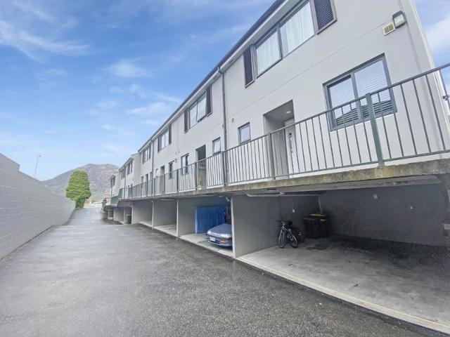 Apartment for rent in Otakou