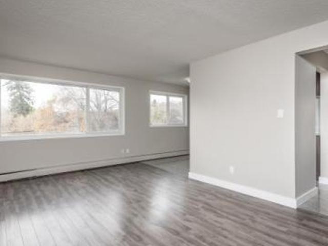 Apartment for rent in Wedgewood, Alberta