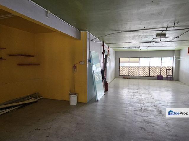 Shop for rent in Fraser Business Park, Kuala Lumpur