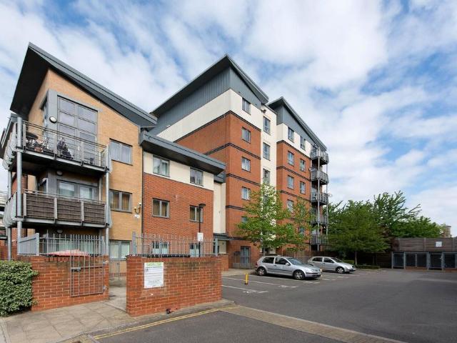 Apartment for rent in Shepherd's Bush, Greater London