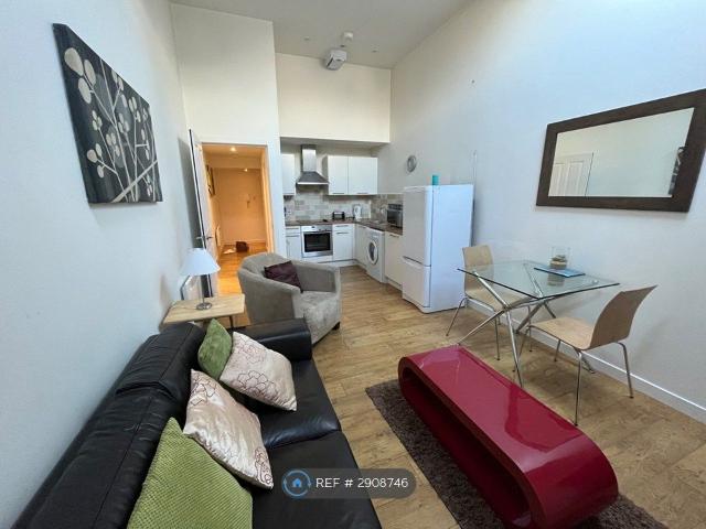 House for rent in City Centre, Ballindoch