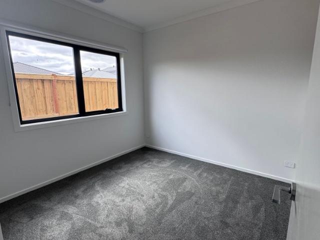 Room for rent in Camerons Creek, Victoria