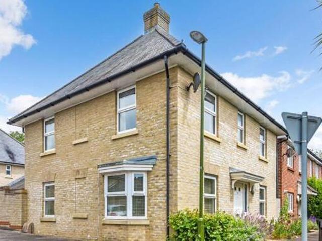 House for sale in Littlecote, West Sussex