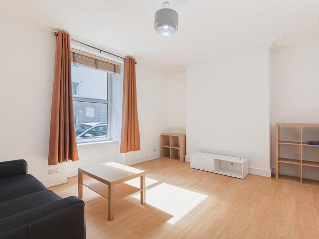 Apartment for rent in Ballindoch, Scotland