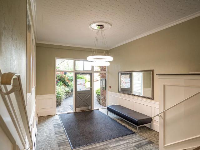 Apartment for rent in Saanich, British Columbia