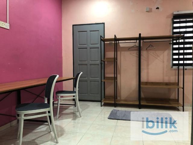 Room for rent in Malaka