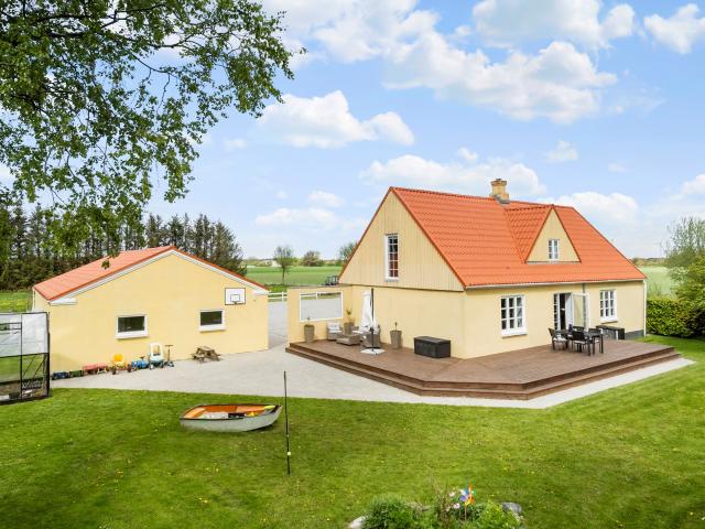 Landejendom til salg i Brønderslev-Dronninglund