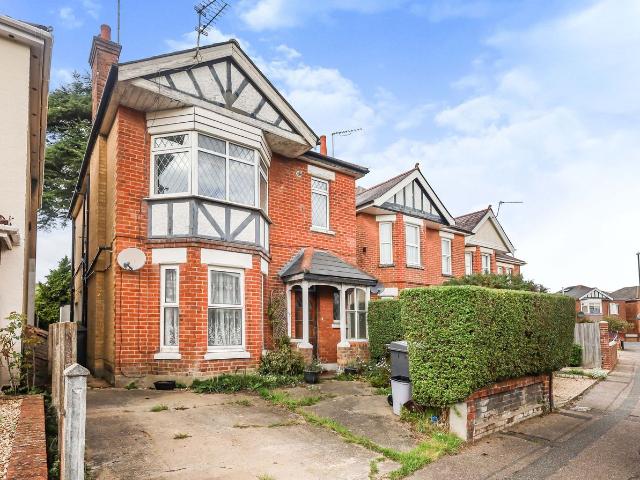 Apartment for rent in Talbot Village, Bournemouth