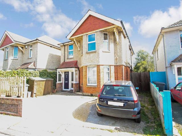 Apartment for rent in Talbot Village, Bournemouth