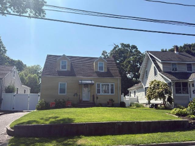 House for sale in Babylon, New York