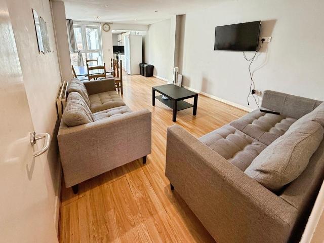 House for rent in Old Lenton, Haddon