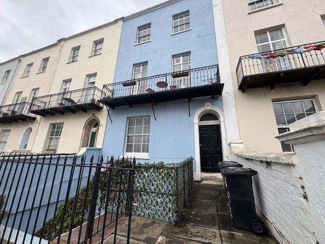 Apartment for rent in Spike Island, Bristol