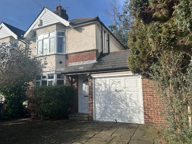Apartment for rent in Cowley Airfield, The Slade