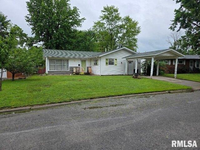 House for sale in Herrin