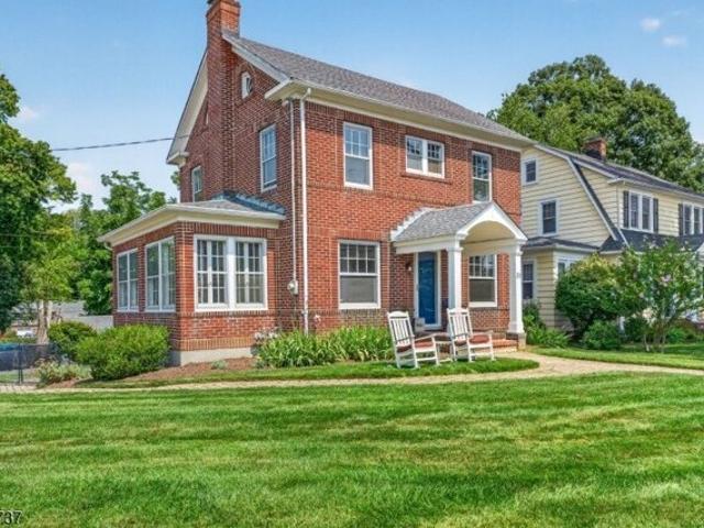 House for sale in Cutler Park, Morristown
