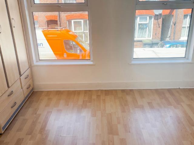 House for rent in Spring Park, Luton