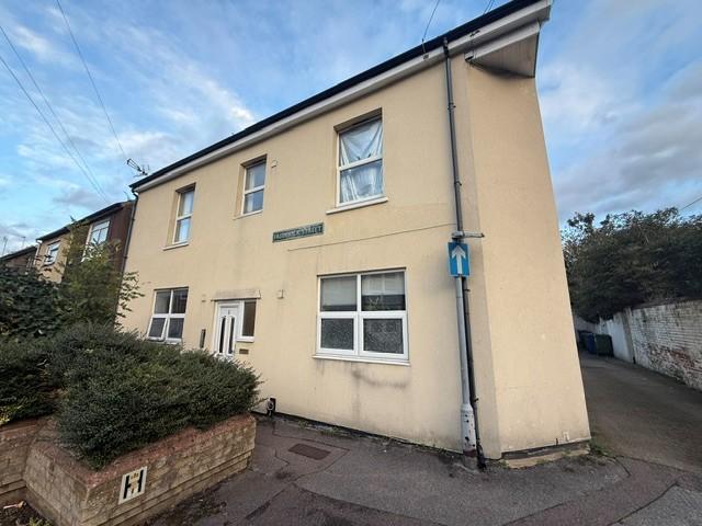 Apartment for rent in Grove Park, Swale