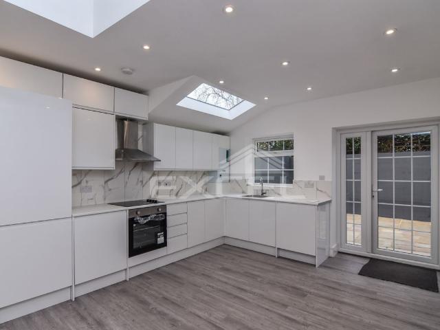 House for rent in North Finchley, Greater London