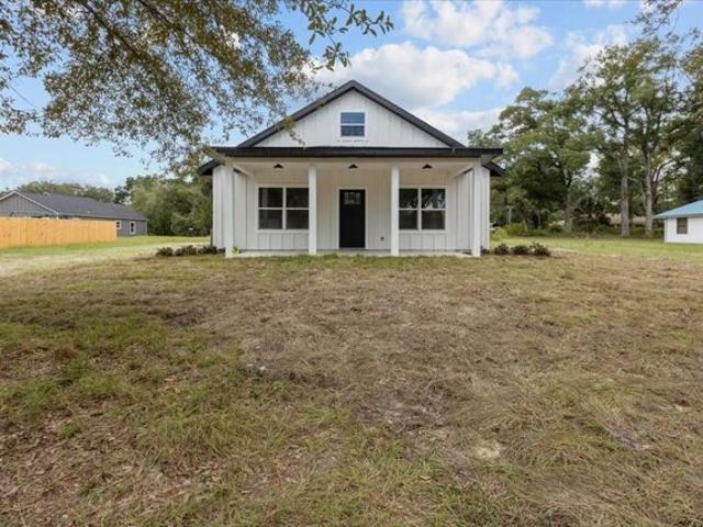 House for sale in Bell, Florida