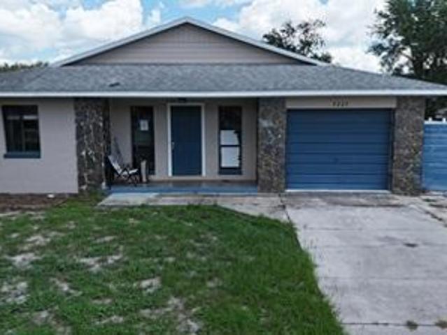 House for sale in Fruitland Park, Florida